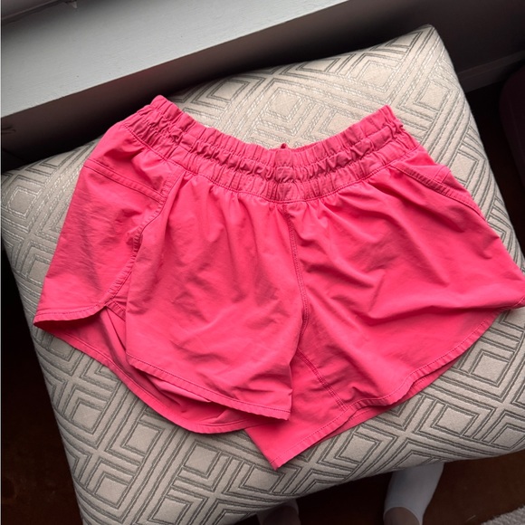 EUC Lululemon 10 Tracker Shorts Pink - Picture 6 of 10